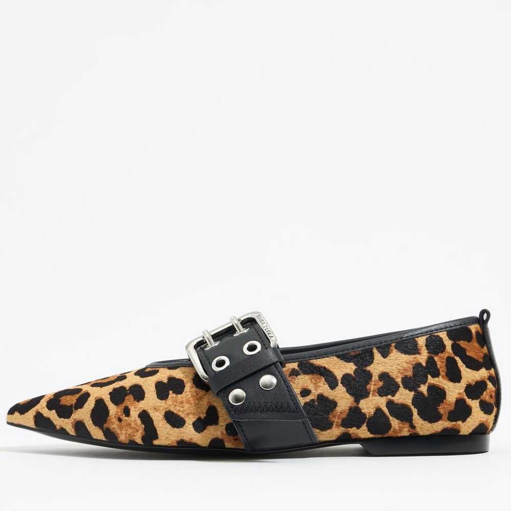 Bimba y Lola || Animal print flat shoes. Size EU 40, US 9. 
New.
